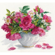 Набор для вышивания арт.Алиса - 225 'Розы и ромашки' 30х26 см